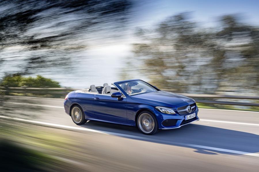  Mercedes-Benz C400 4Matic Cabriolet AMG Line 2016 года  (фото 10 из 30)